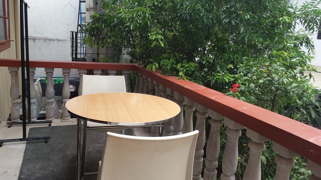 Christopher B&B And Apartments (Adults Only) Paranaque City Exteriör bild